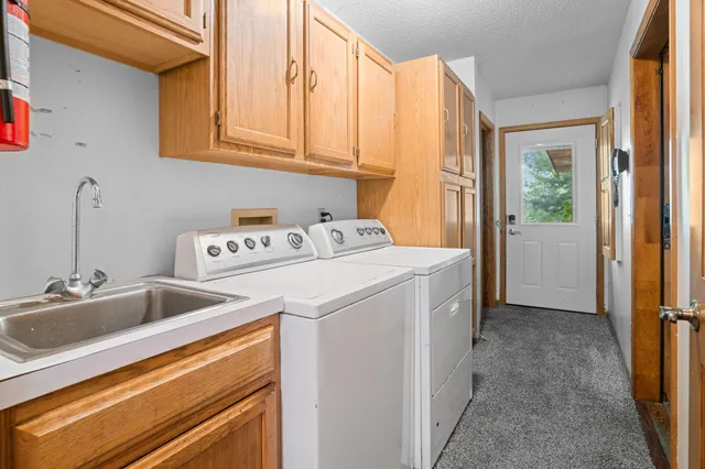 $600,000 | 4512 Williston Road, Minnetonka, MN 55345