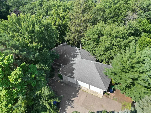 $600,000 | 4512 Williston Road, Minnetonka, MN 55345