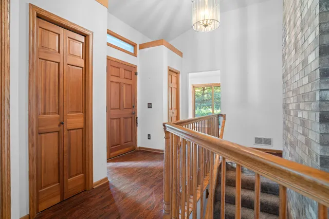 $600,000 | 4512 Williston Road, Minnetonka, MN 55345