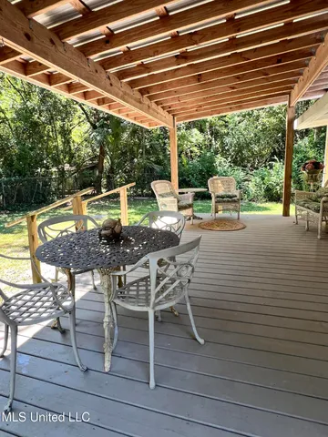 $1,800 | 436 State Street, Bay St. Louis, MS 39520