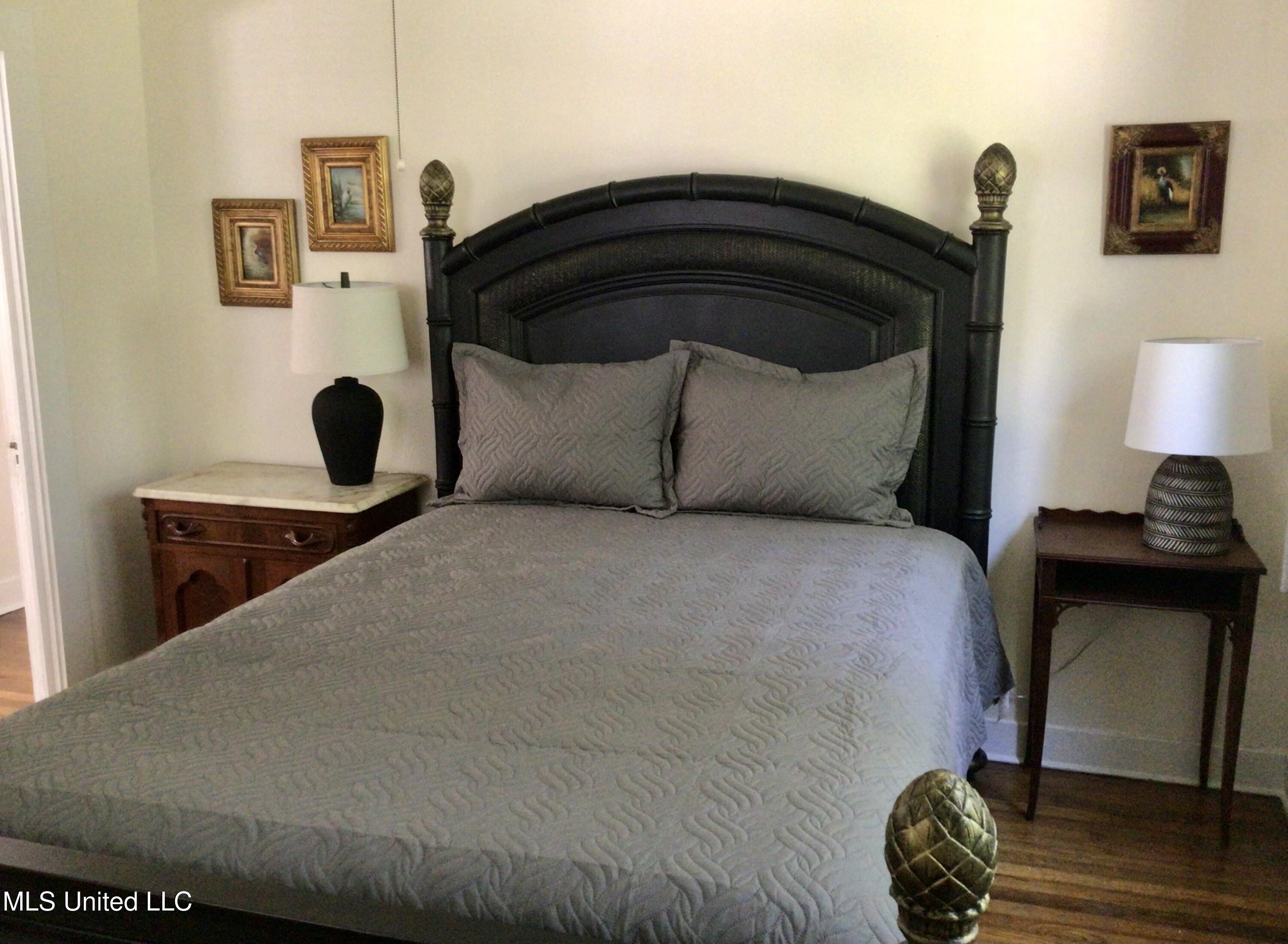 436 State Street Bay St. Louis, MS 39520 - Photo 6 of 26 IMG_9658