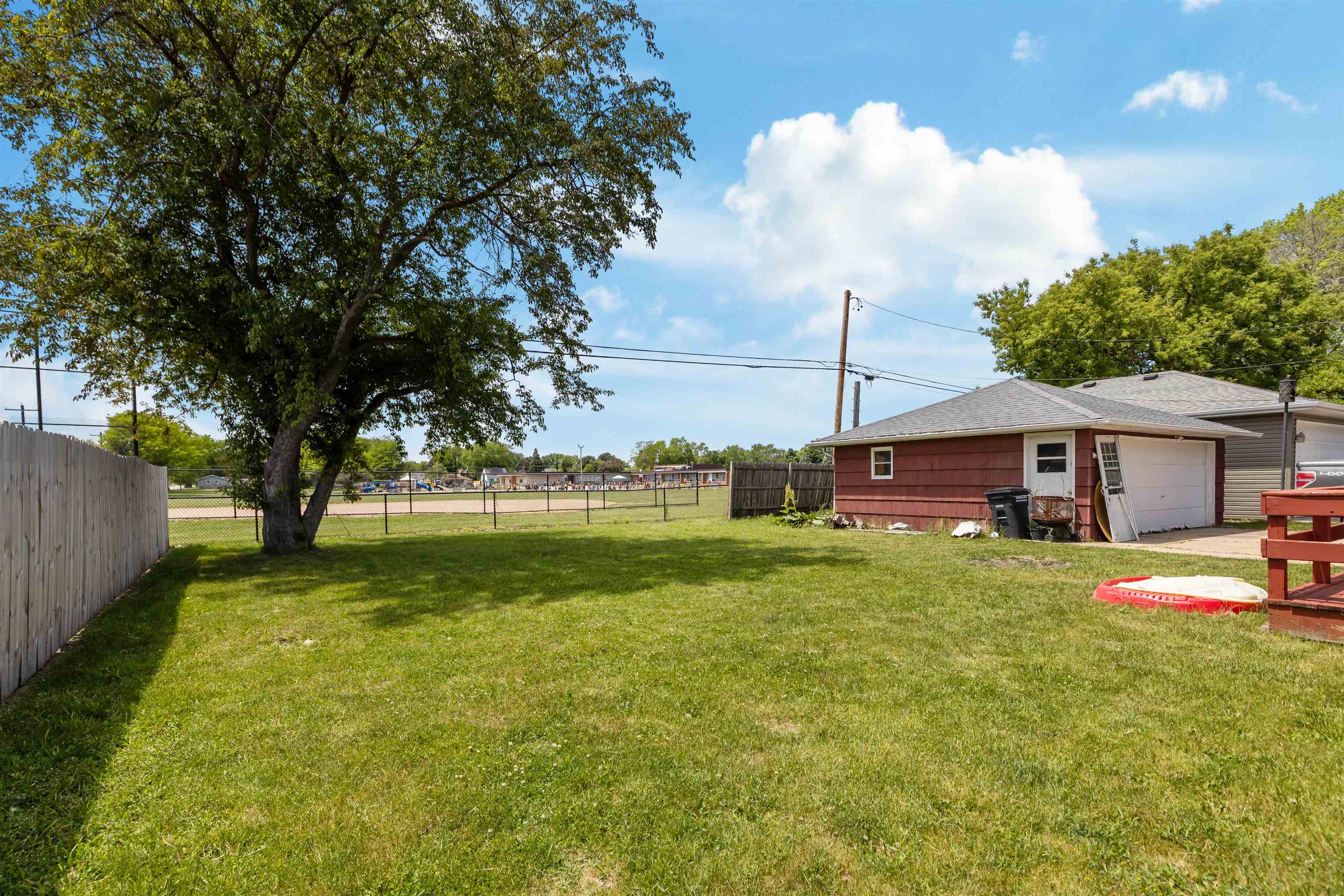 1509 Doemel Street Oshkosh, WI 54901 - Photo 17 of 19