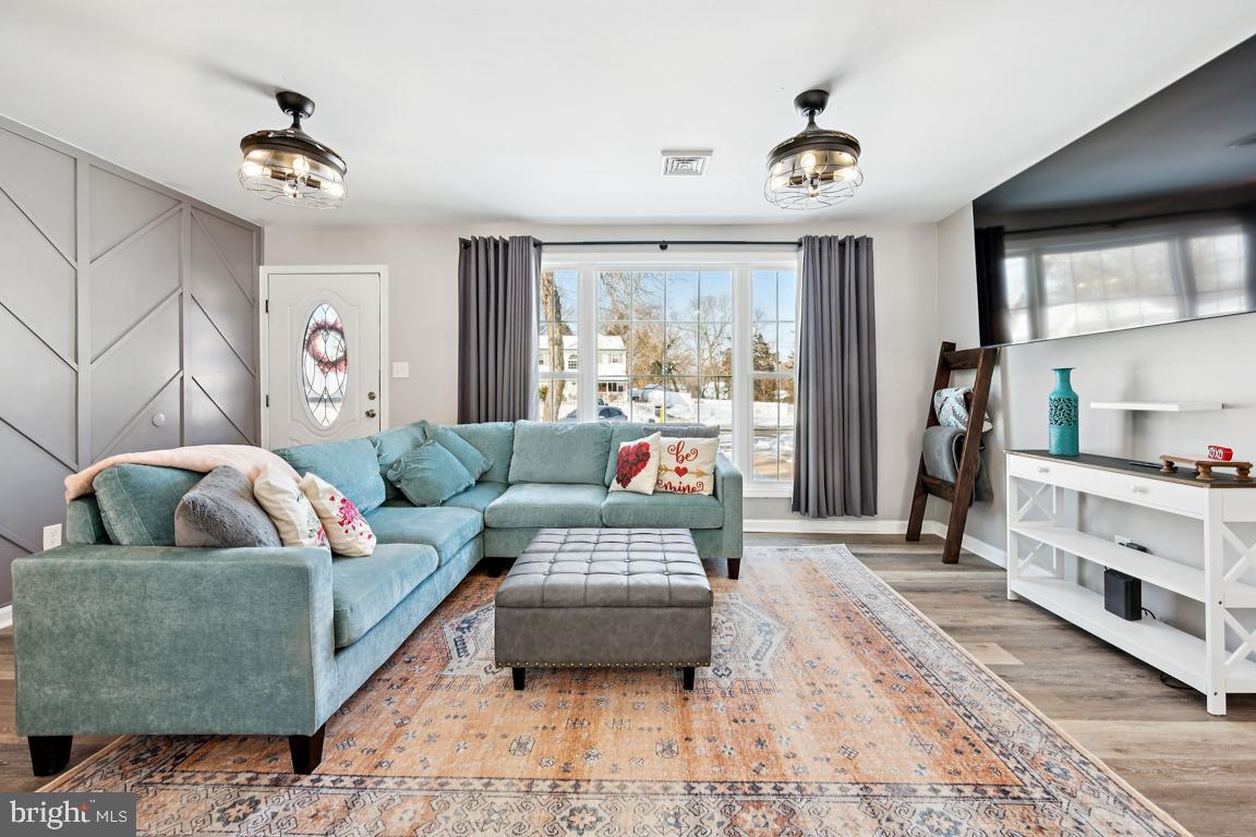 8 Lancia Place Lindenwold, NJ 08021 - Photo 5 of 24 a living room with furniture and a large window