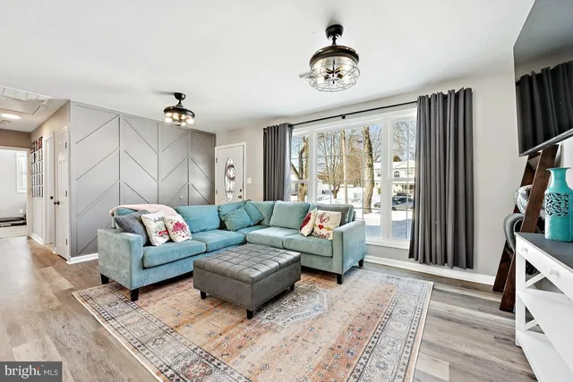 $299,000 | 8 Lancia Place, Lindenwold, NJ 08021