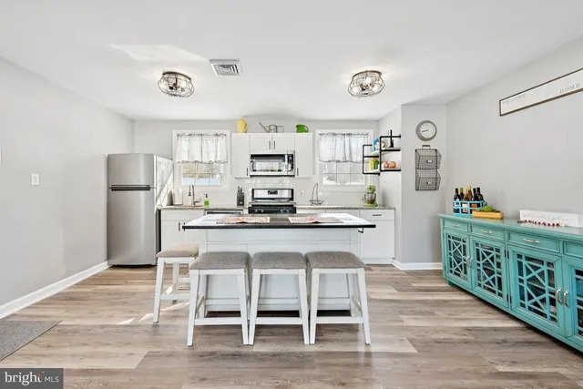 $299,000 | 8 Lancia Place, Lindenwold, NJ 08021