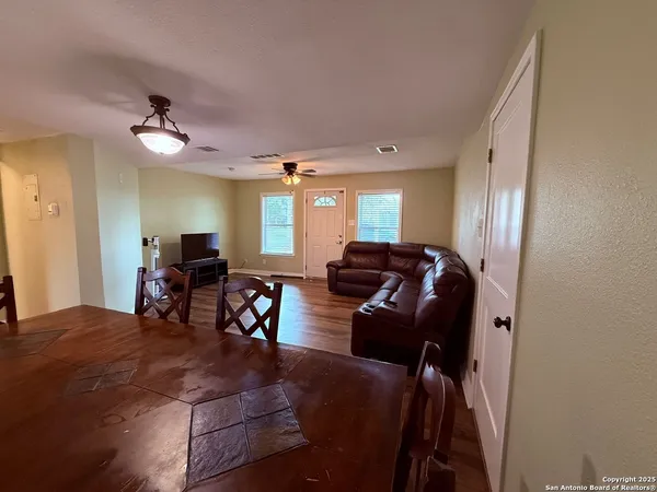 a view of a livingroom with furniture