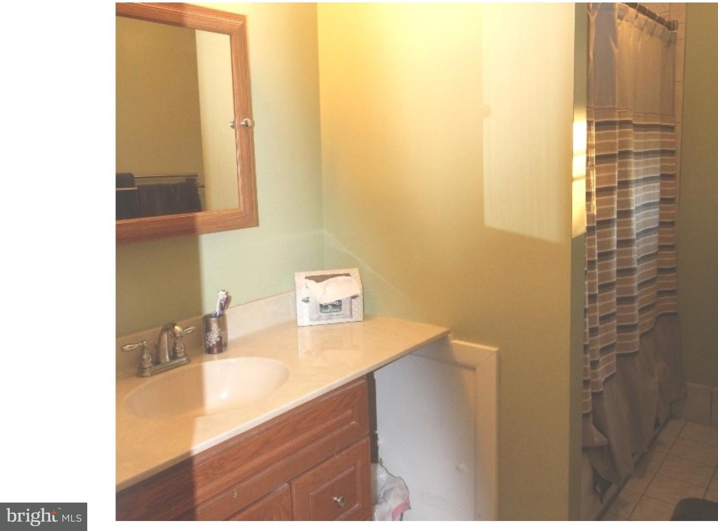 1300 Sloane Road Warminster, PA 18974 - Photo 8 of 10 Bathroom