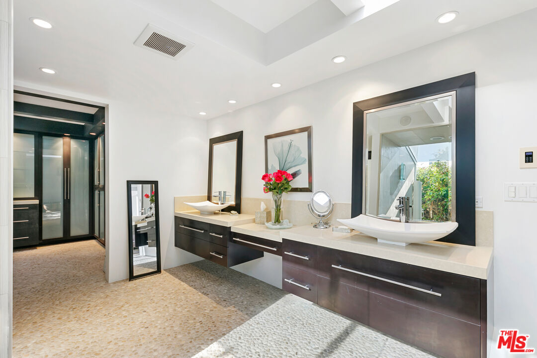 31522 Broad Beach Road Malibu, CA 90265 - Photo 33 of 48