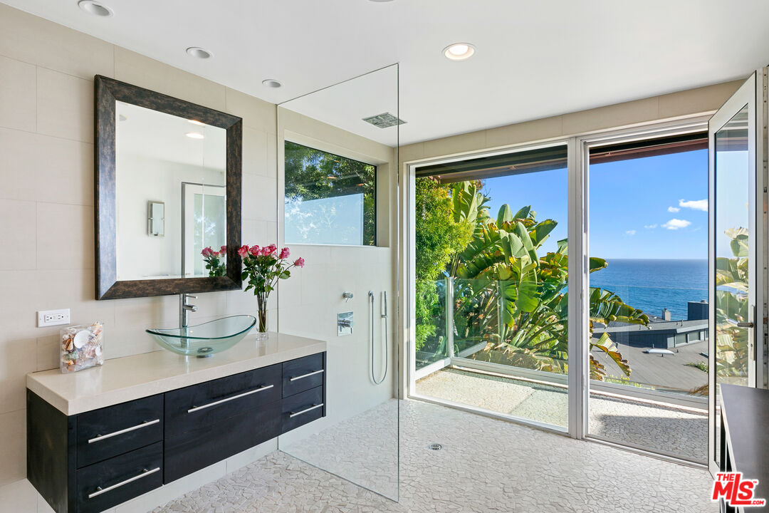 31522 Broad Beach Road Malibu, CA 90265 - Photo 42 of 48