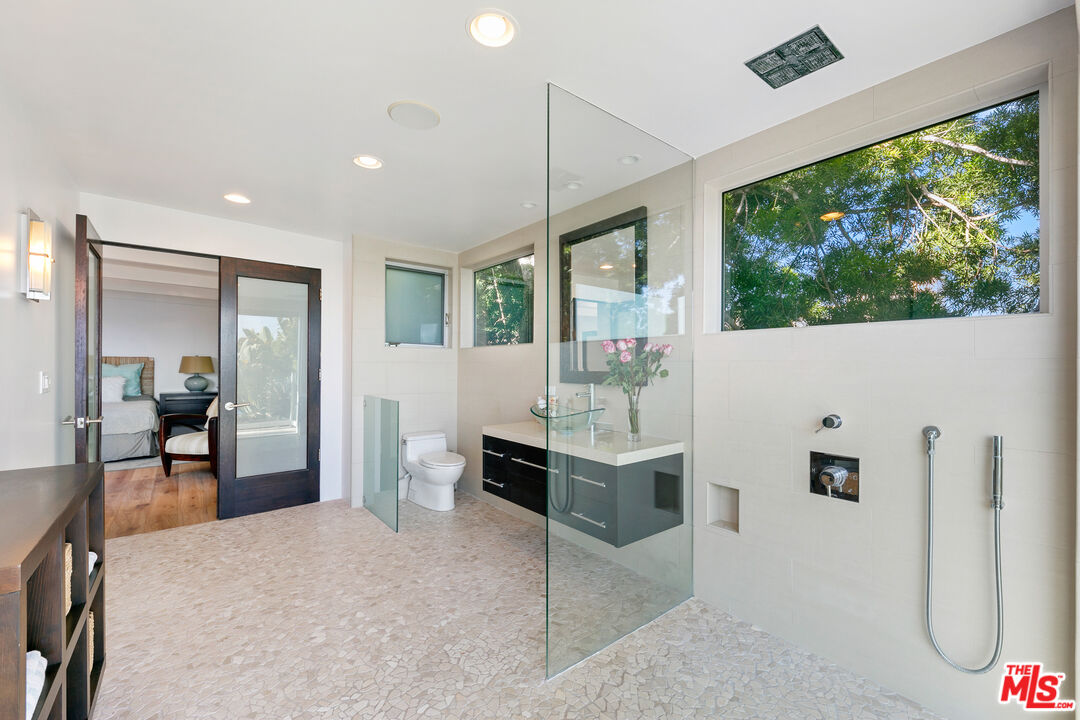 31522 Broad Beach Road Malibu, CA 90265 - Photo 44 of 48