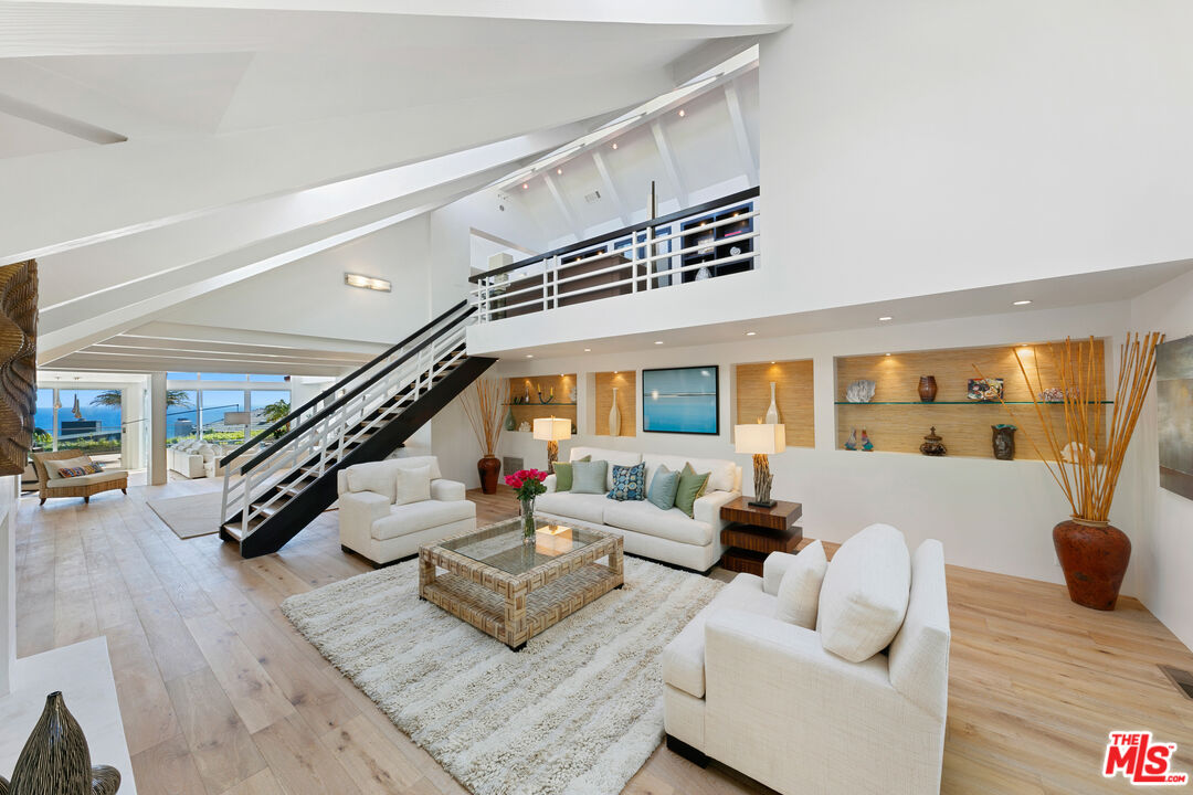 31522 Broad Beach Road Malibu, CA 90265 - Photo 8 of 48