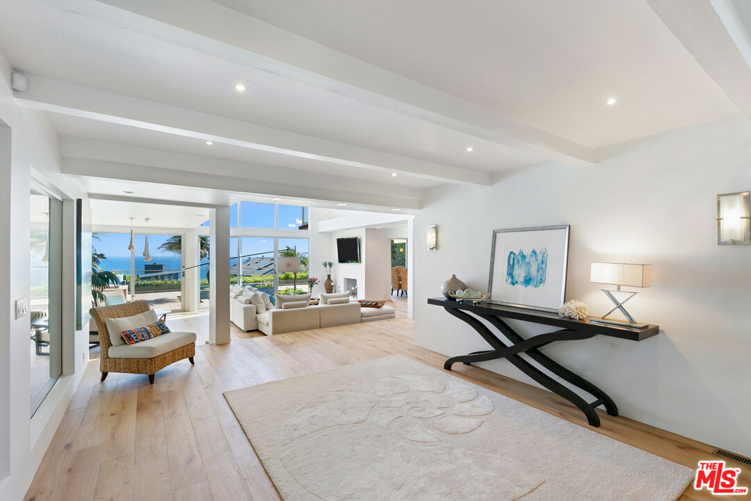 31522 Broad Beach Road Malibu, CA 90265 - Photo 9 of 48