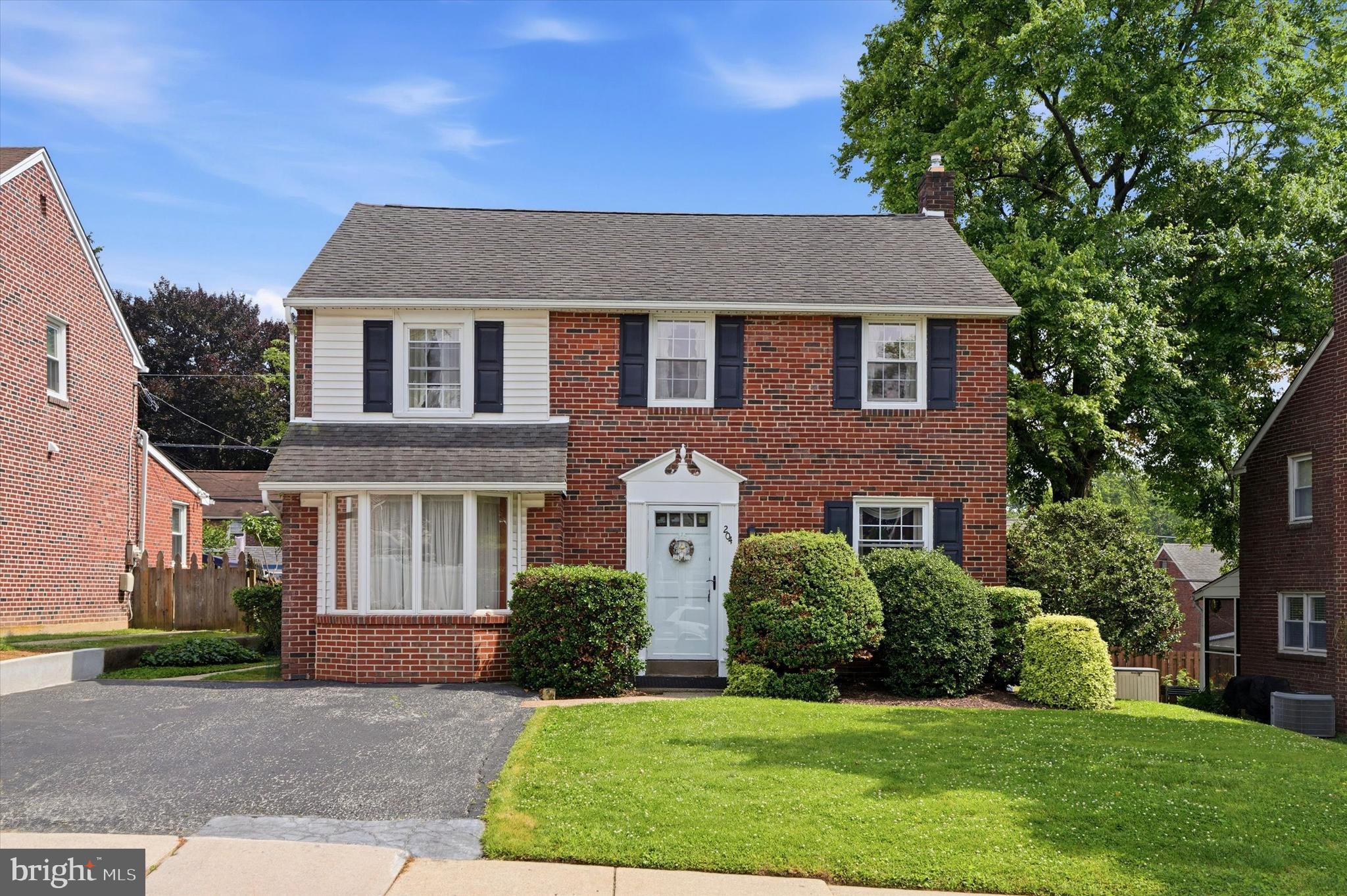 204 Flintlock Road Drexel Hill, PA 19026 - Photo 1 of 35