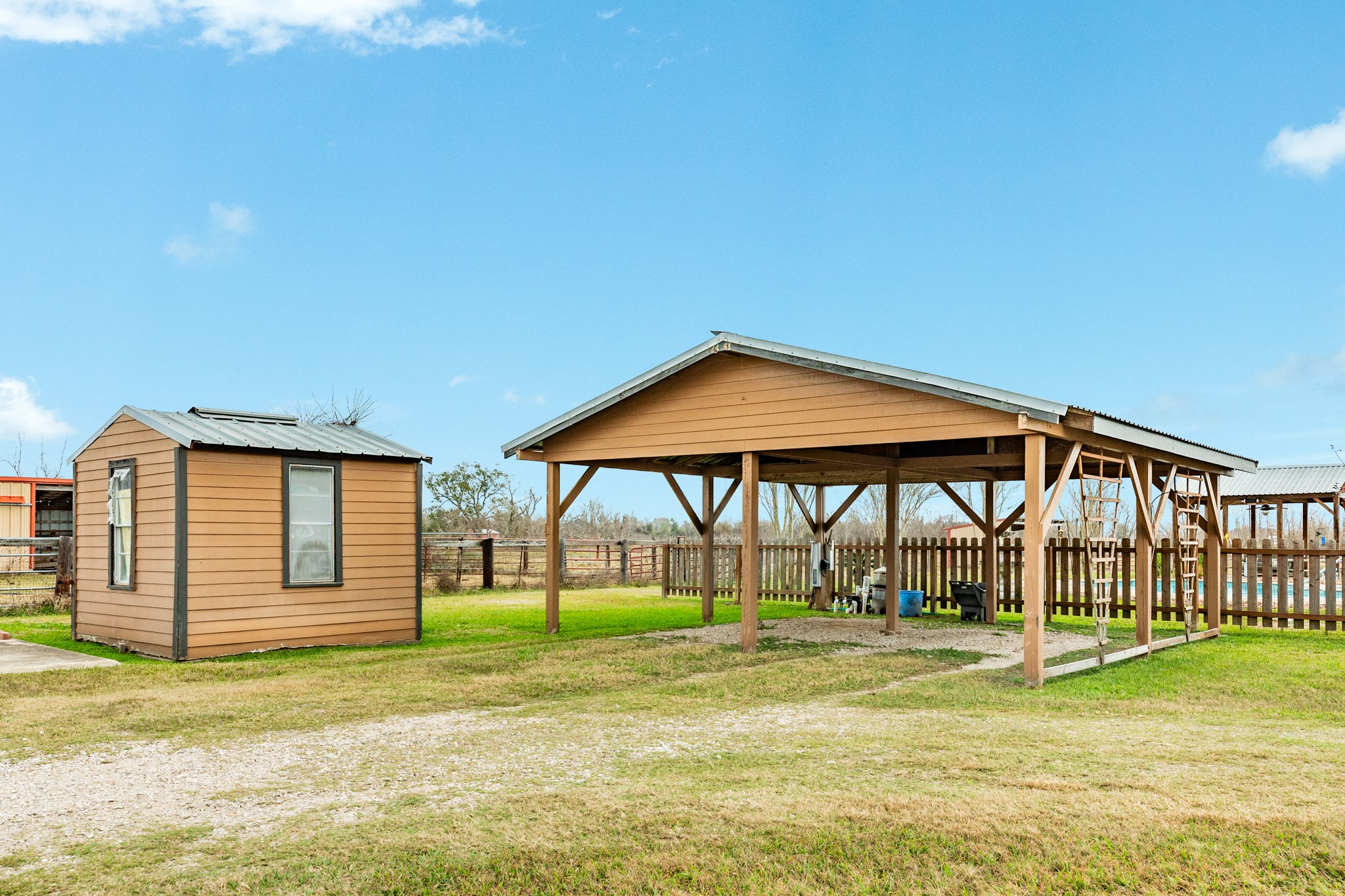 1516 County Road 34 Angleton, TX 77515 - Photo 15 of 47