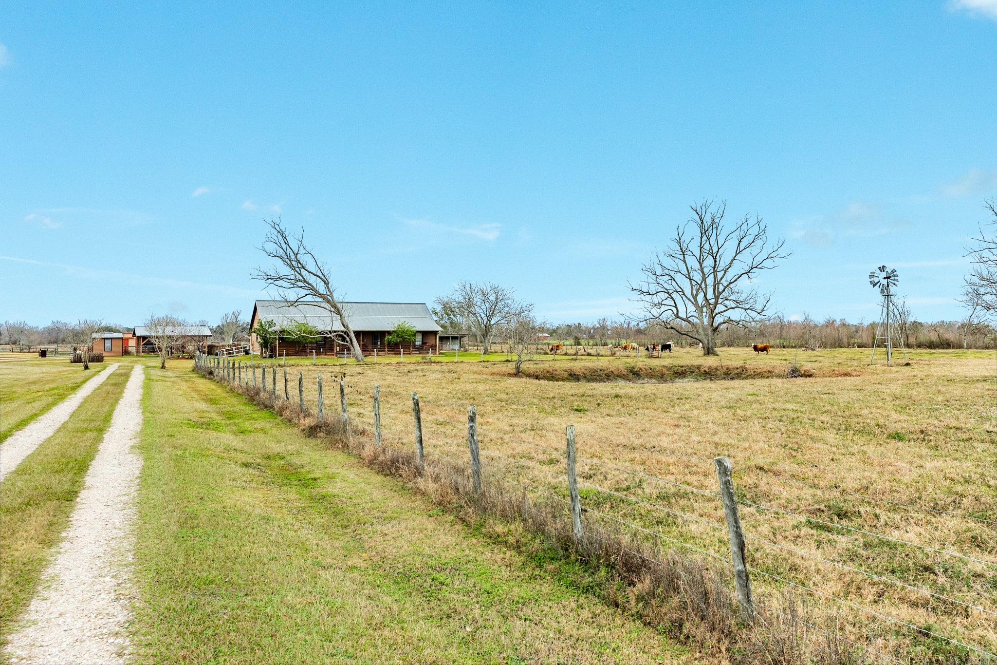 1516 County Road 34 Angleton, TX 77515 - Photo 44 of 47