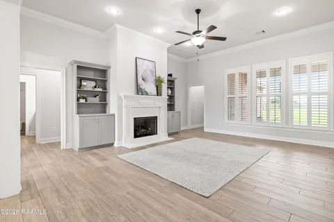 $425,000 | 307 Brianna Lane, Broussard, LA 70518