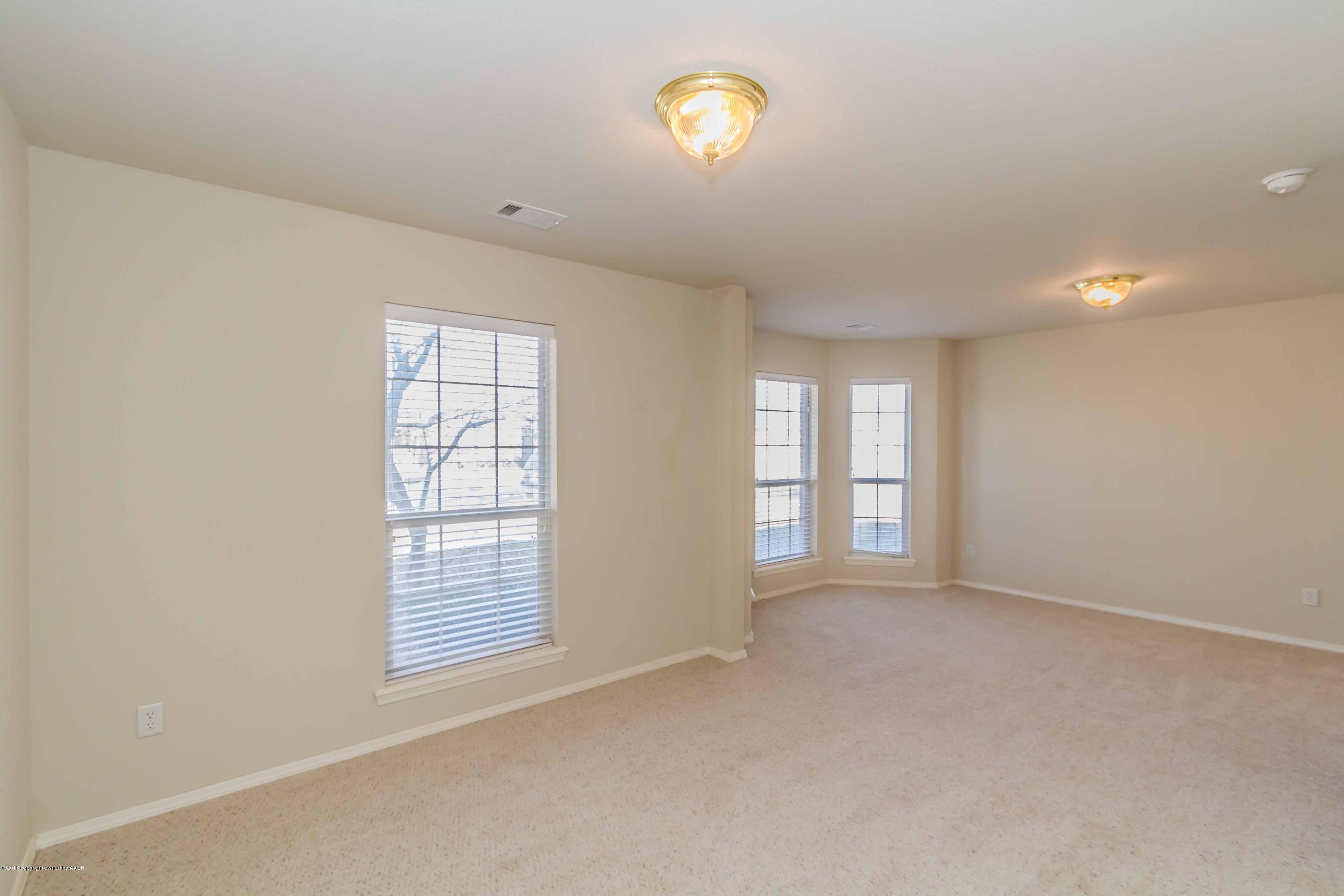 4813 Mc Kinley Lane Amarillo, TX 79110 - Photo 22 of 41 BEDROOM 2 VIEW 2