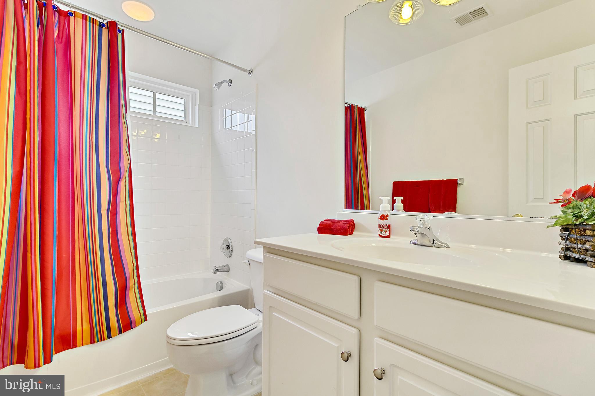 691 Hunters Road Culpeper, VA 22701 - Photo 23 of 26 Upper Level Hall Full Bath