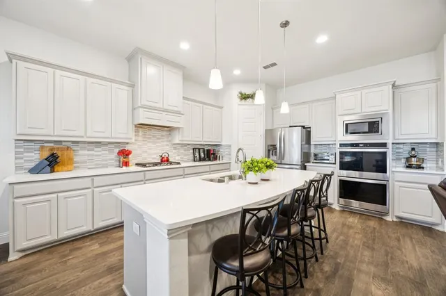 $425,000 | 7005 Willow Wood Street, Rowlett, TX 75089