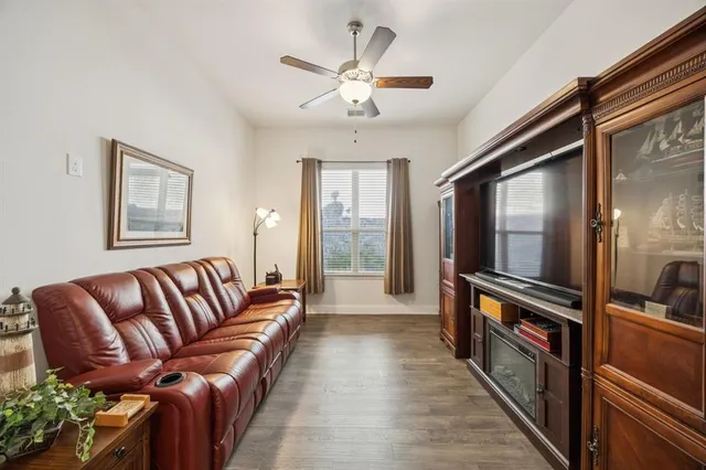 $425,000 | 7005 Willow Wood Street, Rowlett, TX 75089