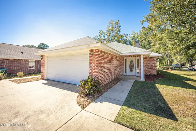 $235,000 | 3101 Seahorse Road, Gautier, MS 39553