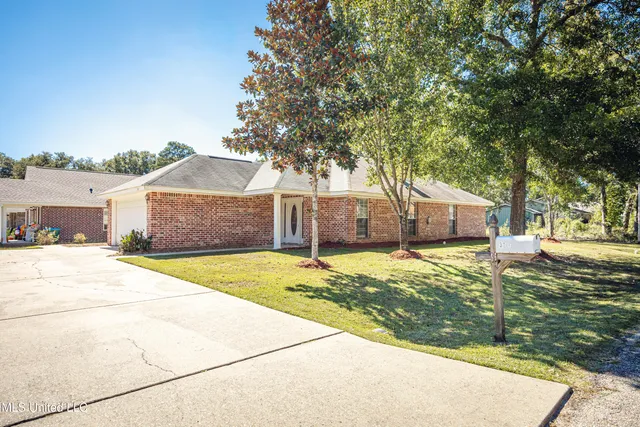 $235,000 | 3101 Seahorse Road, Gautier, MS 39553