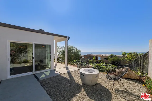 $18,500 | 211 Bellino Drive, Pacific Palisades, CA 90272