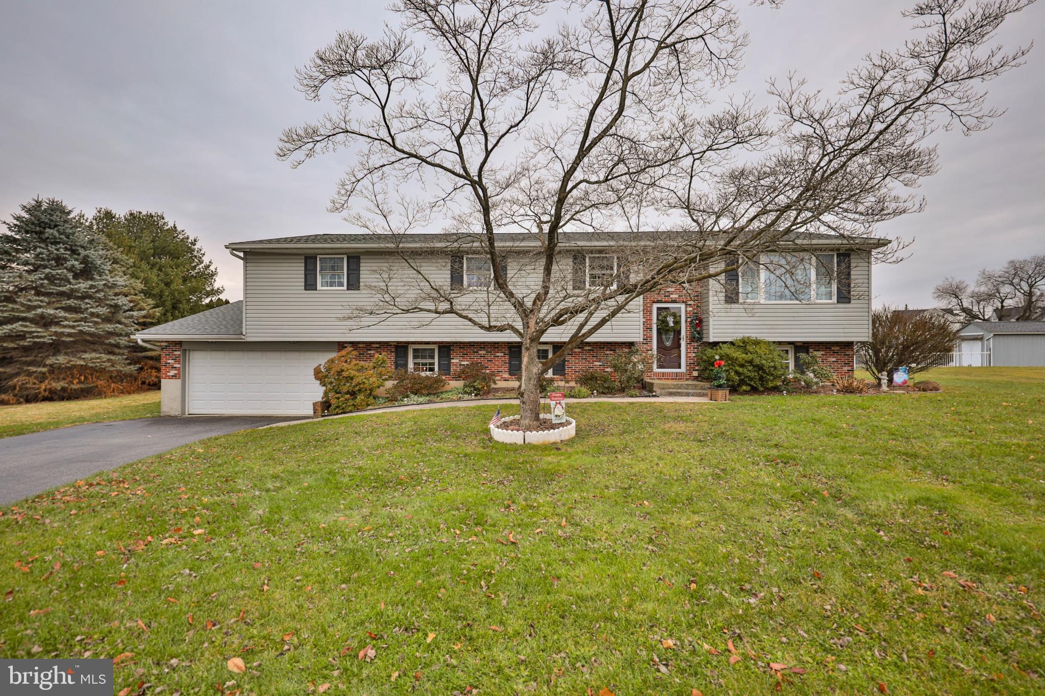 462 Midland Road Nazareth, PA 18064 - Photo 3 of 50 Gallery Image 3