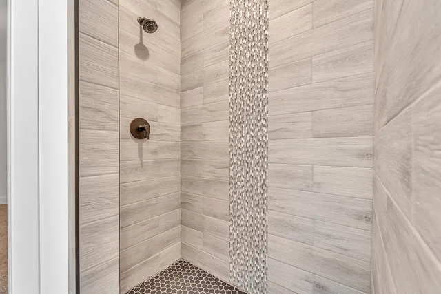 $549,900 | 624 Kettle Moraine Drive South, Slinger, WI 53086