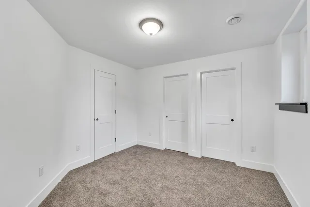 $549,900 | 624 Kettle Moraine Drive South, Slinger, WI 53086