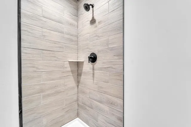 $549,900 | 624 Kettle Moraine Drive South, Slinger, WI 53086