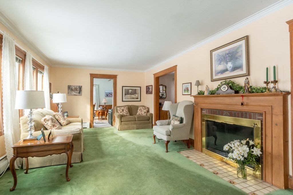 72 Prince Street Needham, MA 02492 - Photo 3 of 14 Gallery Image 3