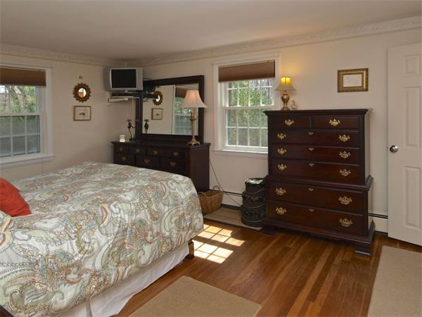 16 Rockridge Road Natick, MA 01760 - Photo 18 of 30 Gallery Image 18