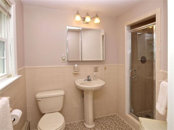 16 Rockridge Road Natick, MA 01760 - Photo 20 of 30 Gallery Image 20