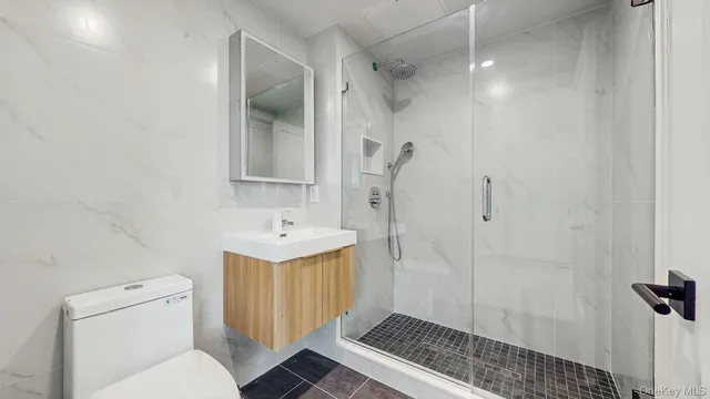 $6,000 | 32-57 38th Street, Unit 1B | Astoria