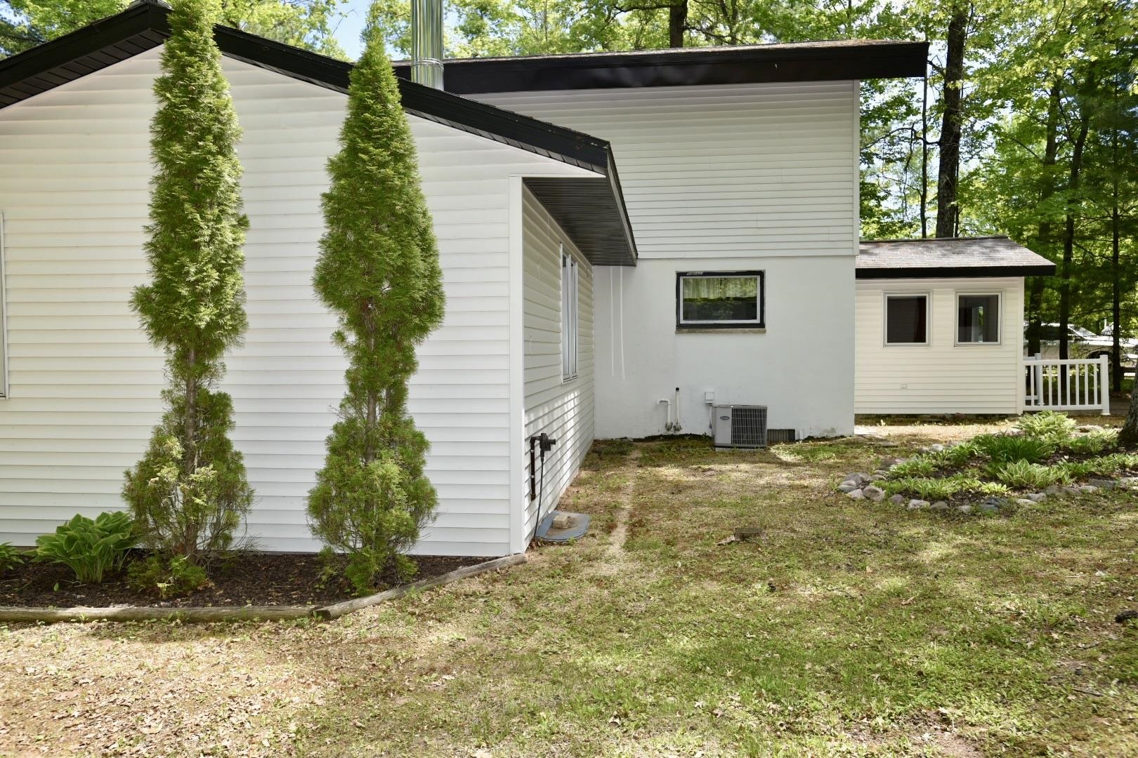 W1344 Deerpath Lane Keshena, WI 54135 - Photo 9 of 66