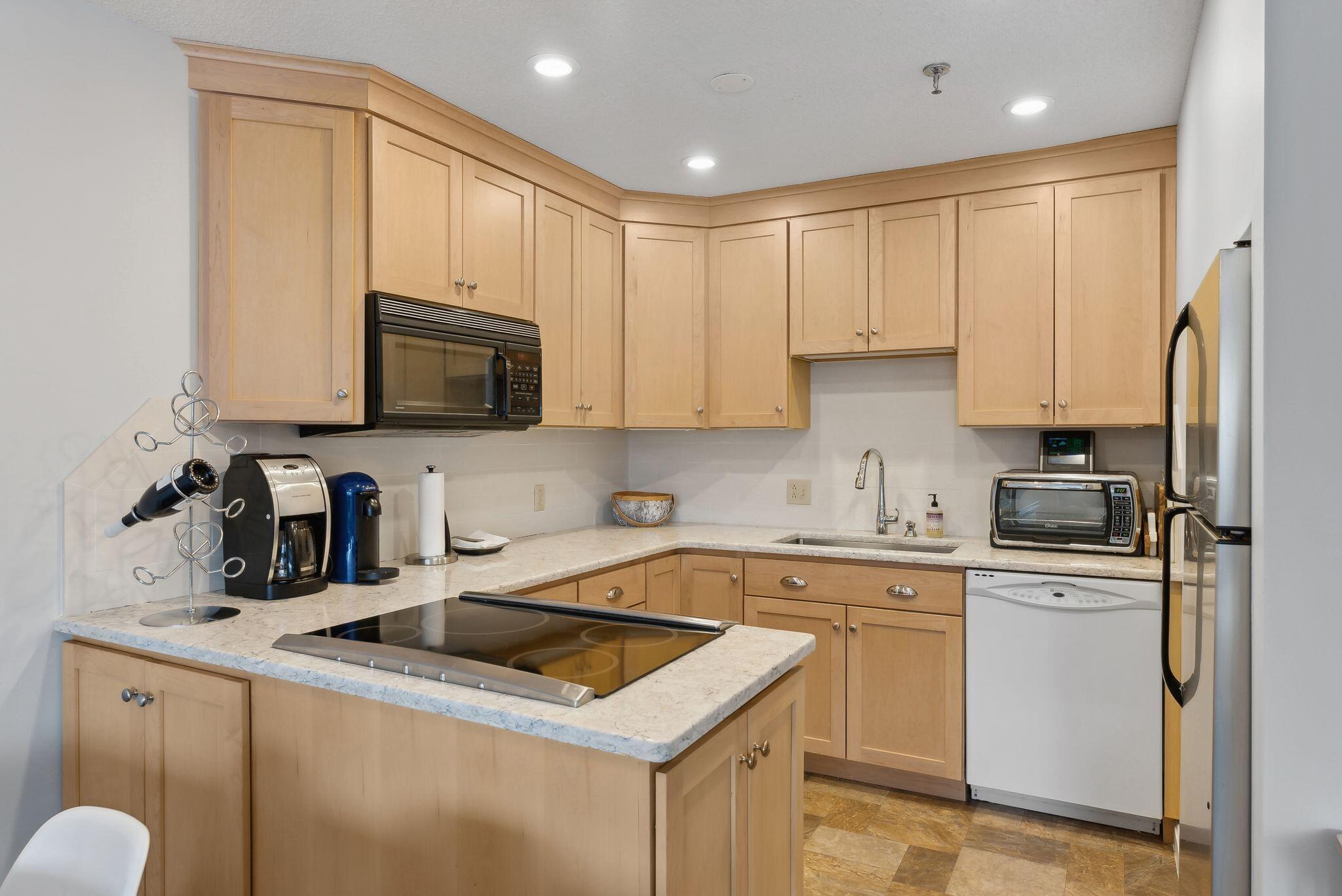 372 Skiway Road, Unit 108 Newry, ME 04261 - Photo 12 of 29 24_DSC01961