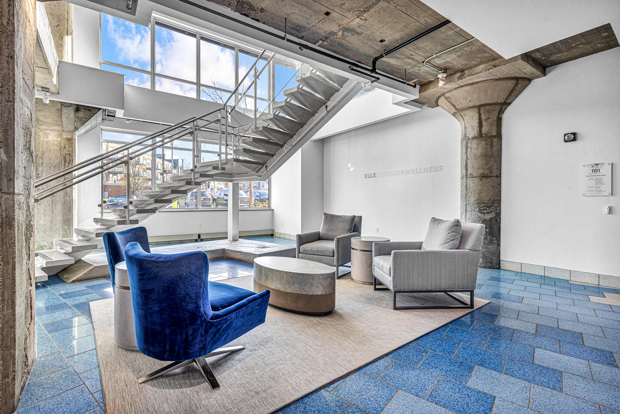 106 West Seeboth Street, Unit 813 Milwaukee, WI 53204 - Photo 37 of 48 The Point - Lobby