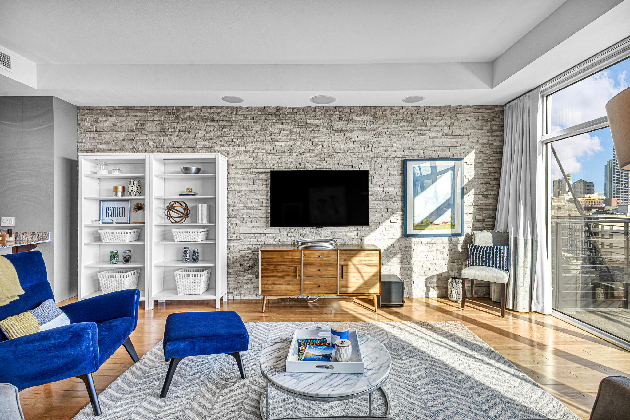 106 West Seeboth Street, Unit 813 Milwaukee, WI 53204 - Photo 7 of 48 Living Room