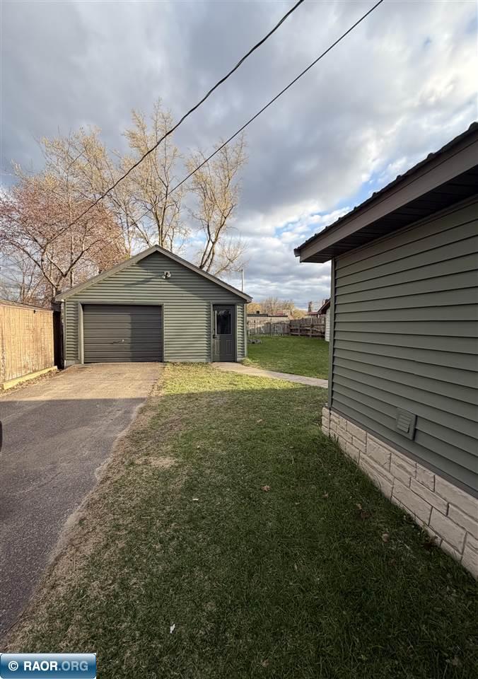 209 3rd Street Northeast Aitkin, MN 56431 - Photo 4 of 44