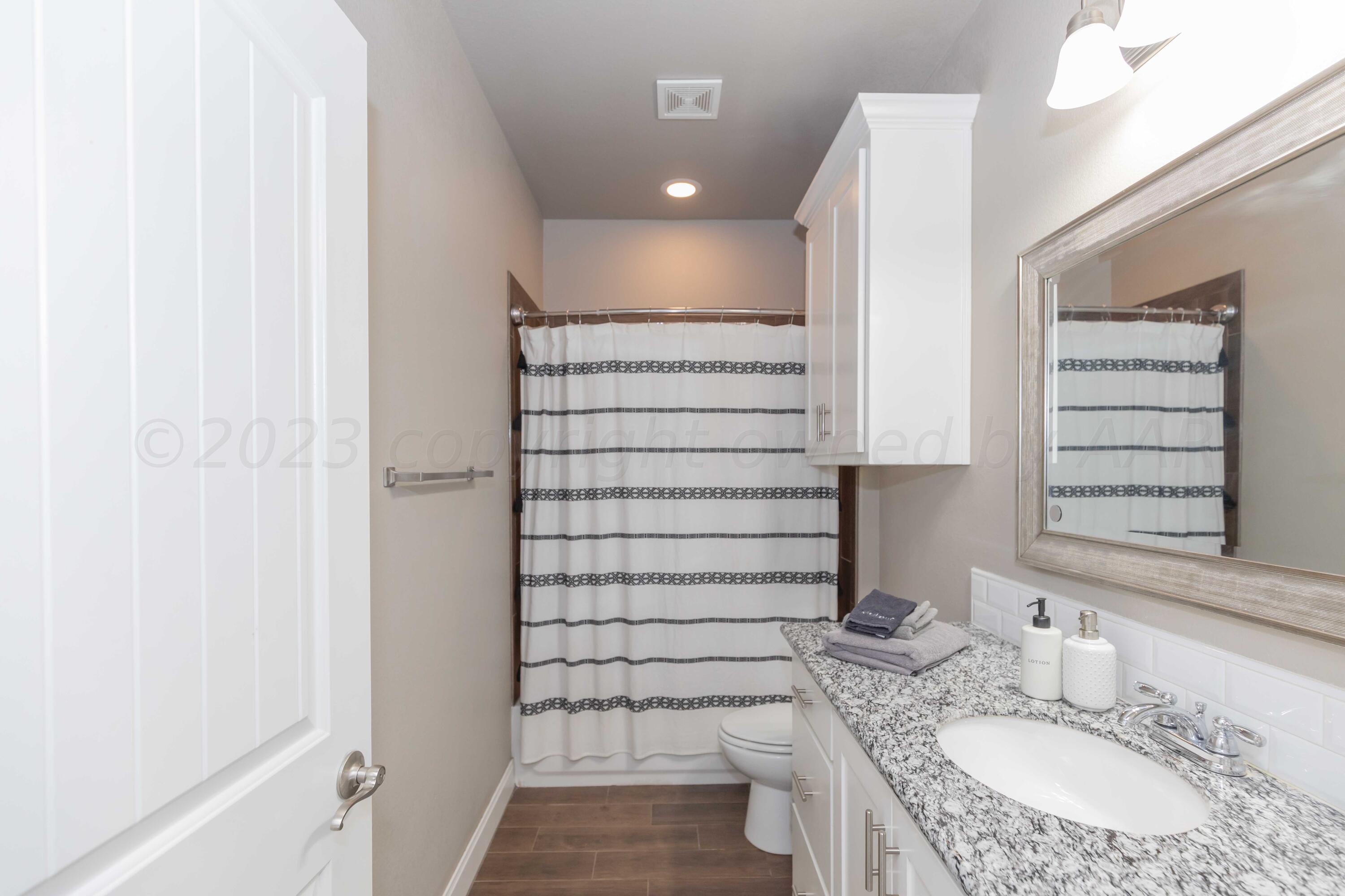 8907 Staten Island Amarillo, TX 79119 - Photo 23 of 51 BATHROOM 2 VIEW 3