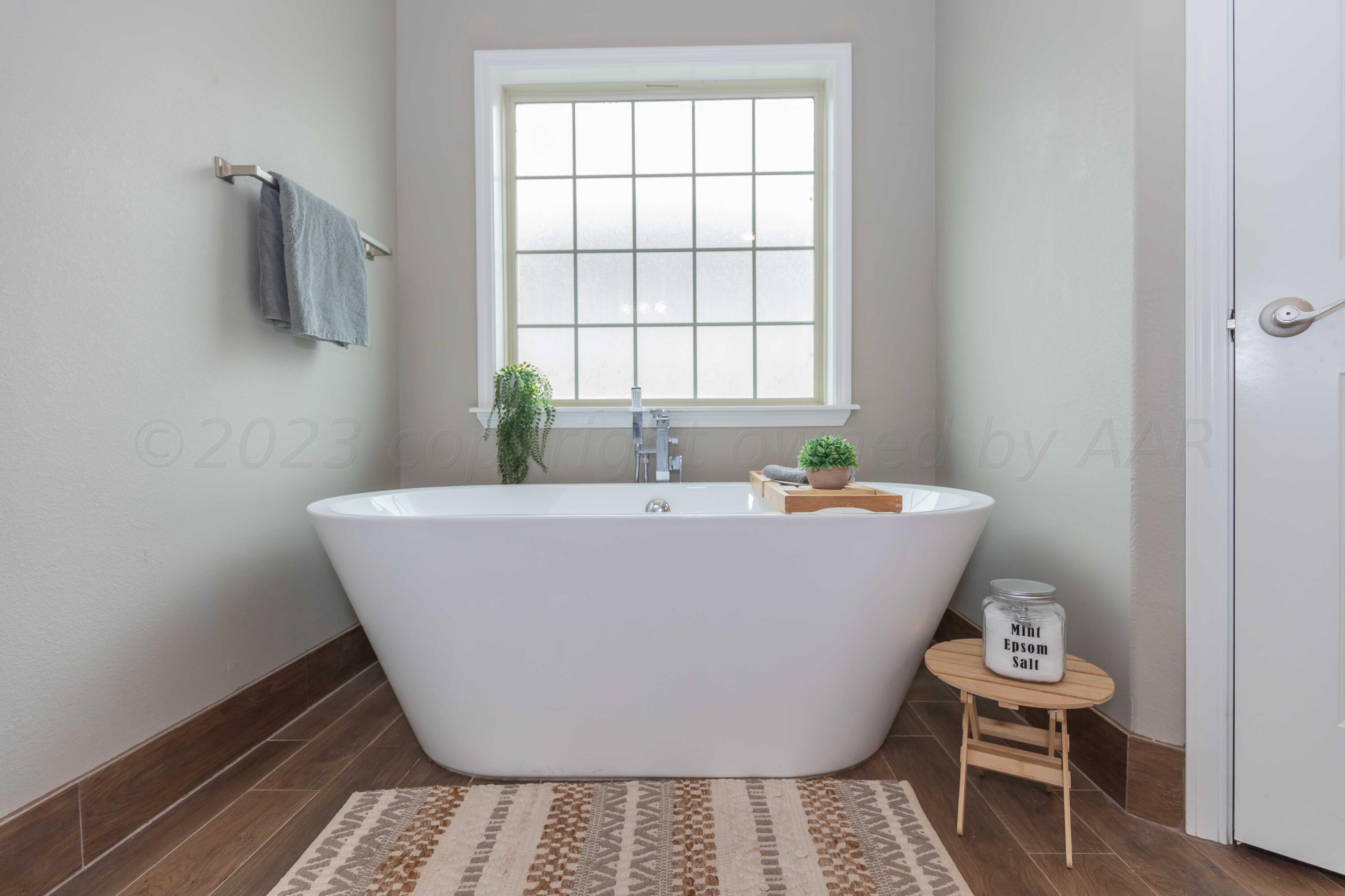 8907 Staten Island Amarillo, TX 79119 - Photo 39 of 51 MASTER BATH VIEW 2