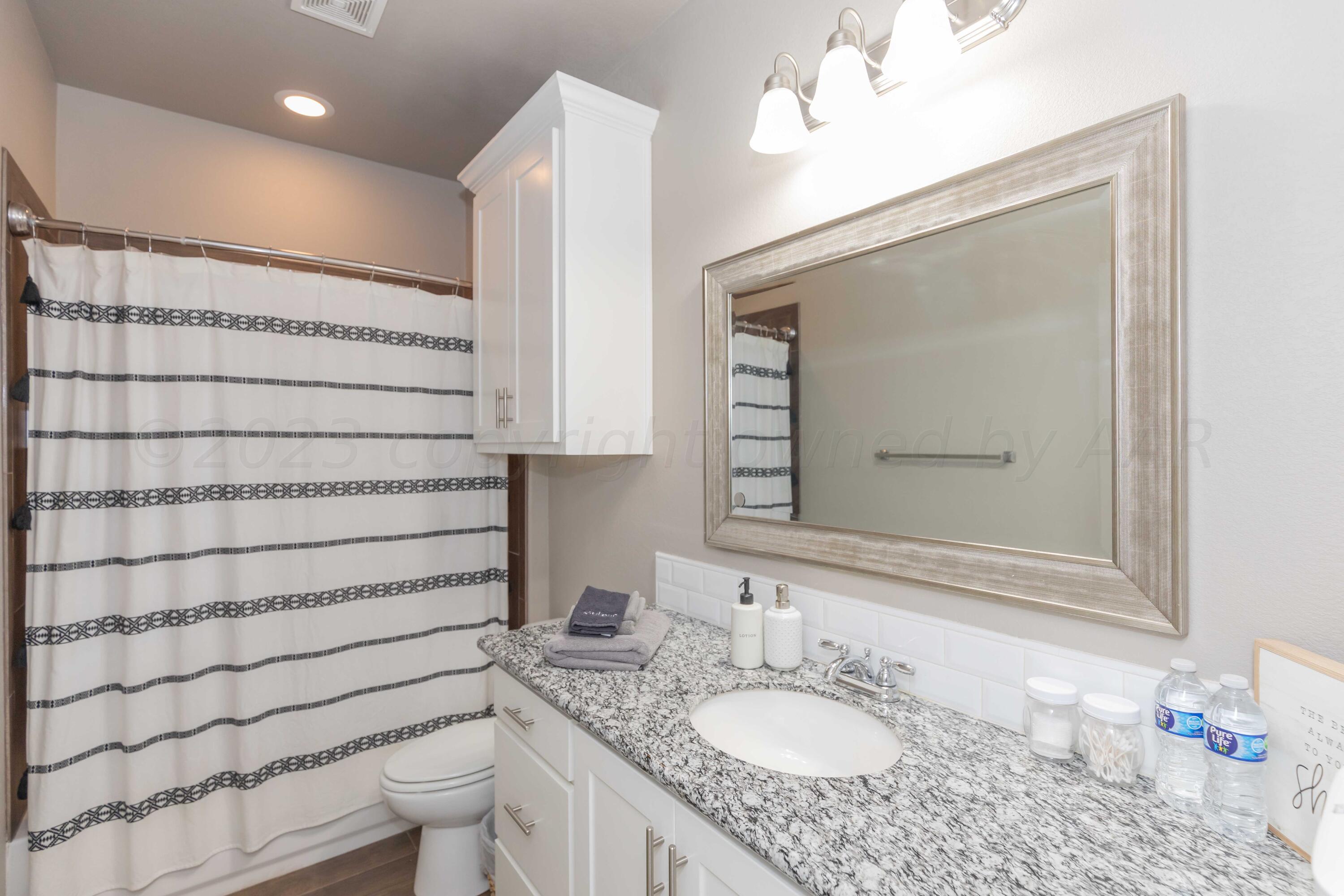 8907 Staten Island Amarillo, TX 79119 - Photo 10 of 51 BATHROOM 2 VIEW 1