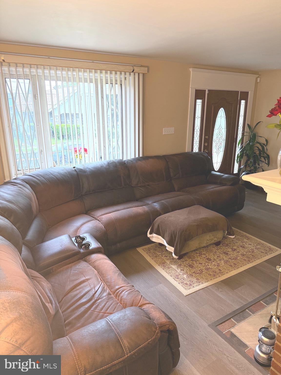 463 Burmont Road Drexel Hill, PA 19026 - Photo 6 of 39 a living room with a couch