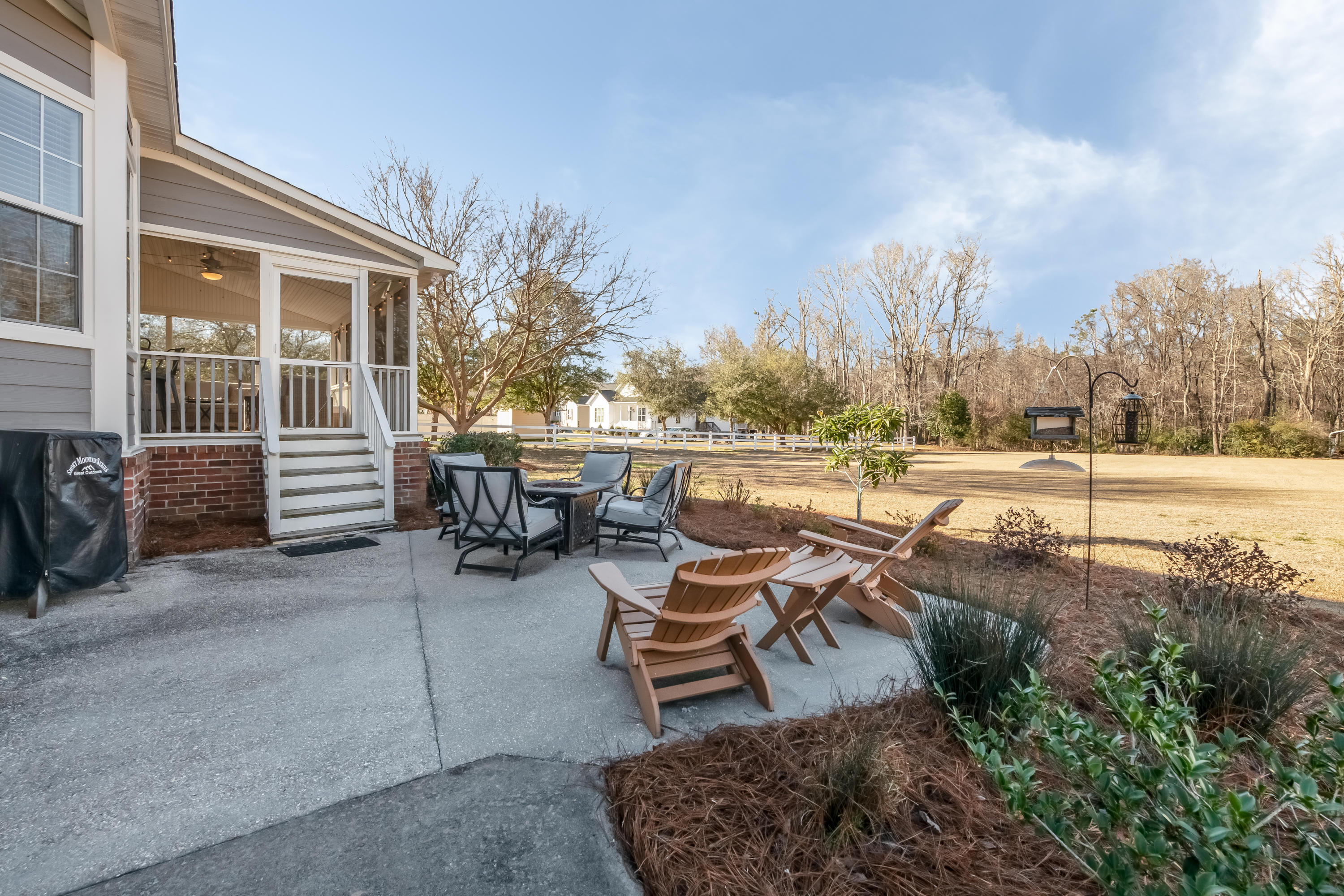 174 Columns Road Summerville, SC 29483 - Photo 53 of 69 174 Columns Rd Summerville SC 29483 back