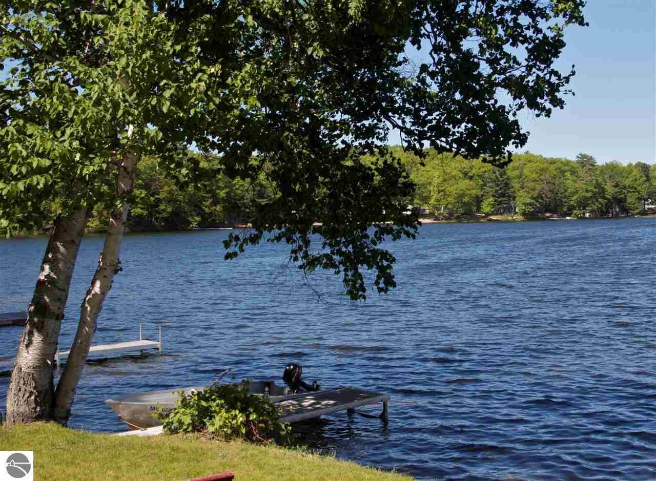 308 Bass Lake Road Traverse City, MI 49685 - Photo 3 of 21 1784892-2.JPG