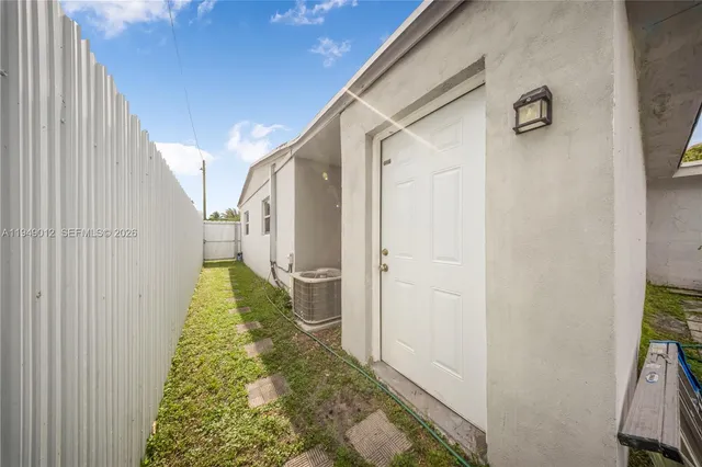 $580,000 | 6971 Southwest 24th Street, Miramar, FL 33023