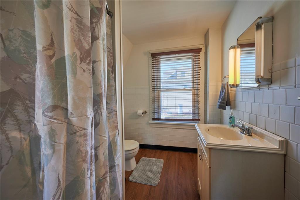 1816 Lenz Avenue Ambridge, PA 15003 - Photo 14 of 17