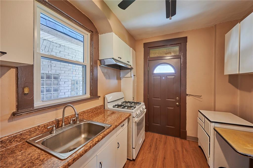 1816 Lenz Avenue Ambridge, PA 15003 - Photo 8 of 17