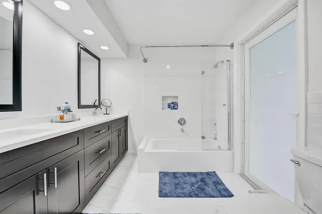 $6,750 | 2030 Northeast 62nd Street, Fort Lauderdale, FL 33308